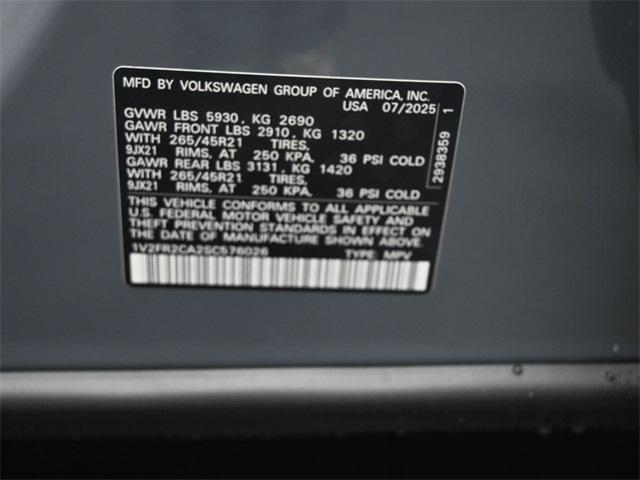 new 2025 Volkswagen Atlas car, priced at $49,498