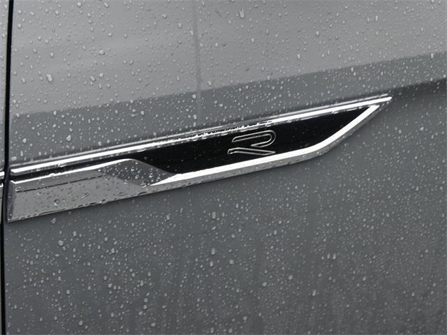 new 2025 Volkswagen Atlas car, priced at $49,498