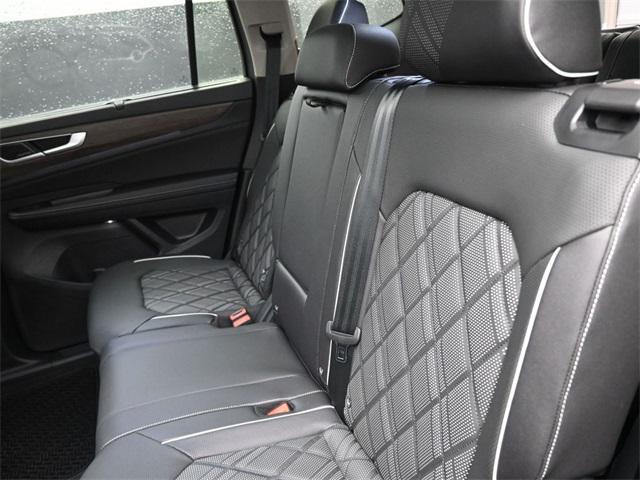 new 2025 Volkswagen Atlas car, priced at $49,498