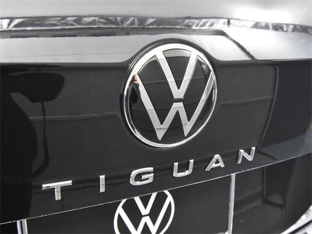 new 2024 Volkswagen Tiguan car, priced at $32,000