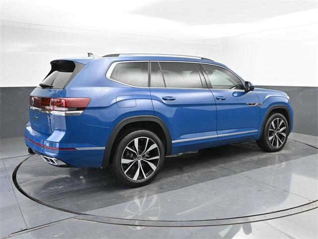 new 2025 Volkswagen Atlas car, priced at $51,411