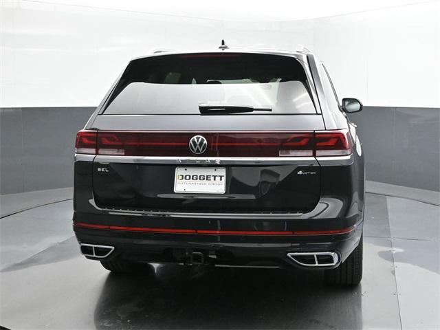 new 2025 Volkswagen Atlas car, priced at $54,029