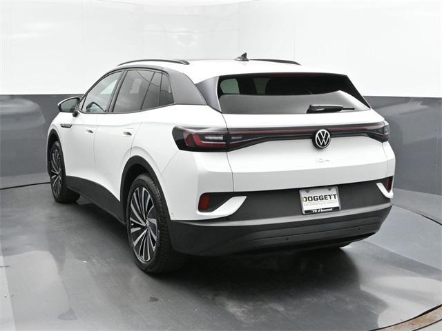 new 2024 Volkswagen ID.4 car, priced at $27,899