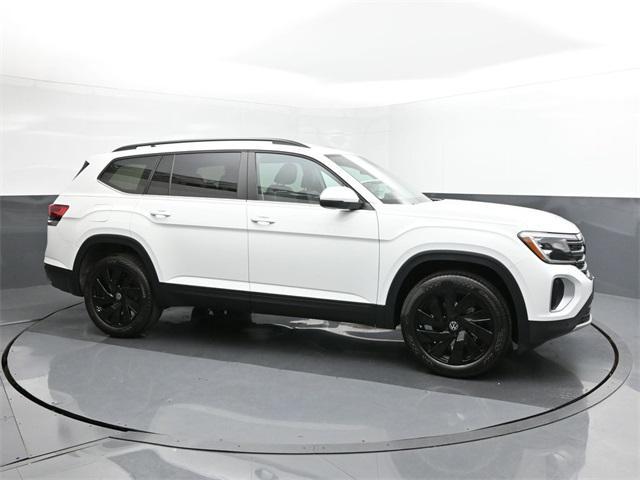 new 2024 Volkswagen Atlas car, priced at $42,491