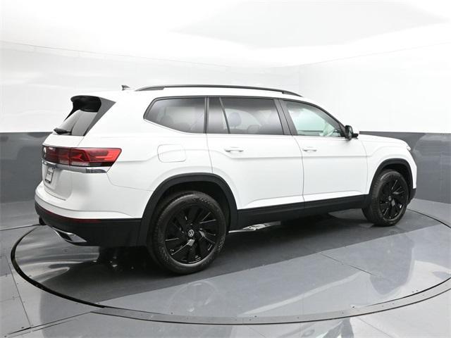 new 2024 Volkswagen Atlas car, priced at $42,491