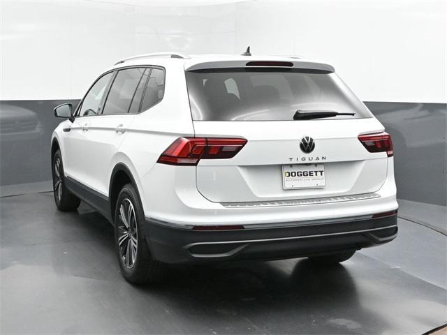 new 2024 Volkswagen Tiguan car, priced at $31,038