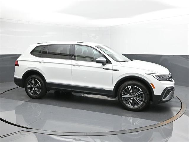 new 2024 Volkswagen Tiguan car, priced at $31,038