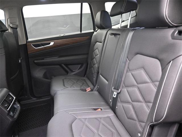 new 2025 Volkswagen Atlas car, priced at $44,656