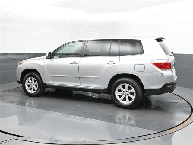 used 2011 Toyota Highlander car, priced at $14,500