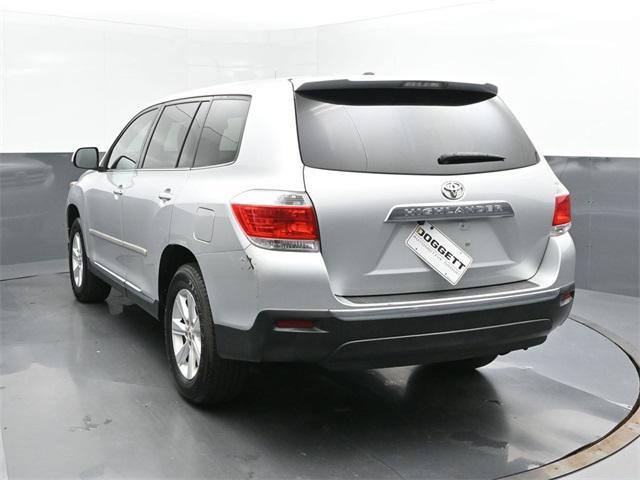 used 2011 Toyota Highlander car, priced at $14,500