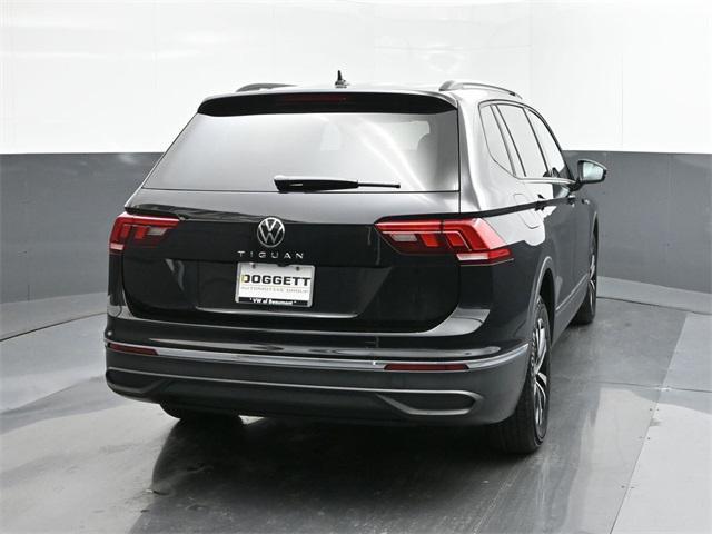 new 2024 Volkswagen Tiguan car, priced at $27,833