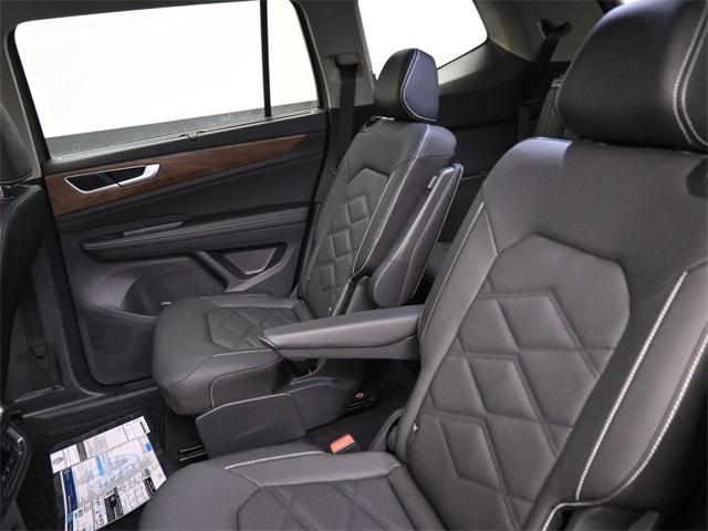 new 2025 Volkswagen Atlas car, priced at $40,367