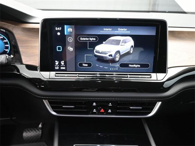 new 2025 Volkswagen Atlas car, priced at $40,367