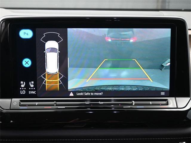 new 2025 Volkswagen Atlas car, priced at $40,367