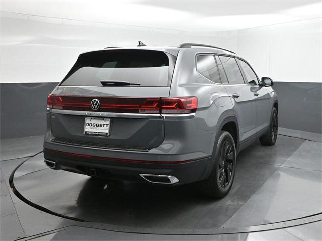 new 2025 Volkswagen Atlas car, priced at $40,367