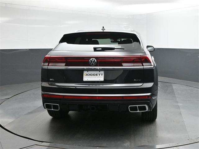 new 2026 Volkswagen Atlas Cross Sport car, priced at $53,218