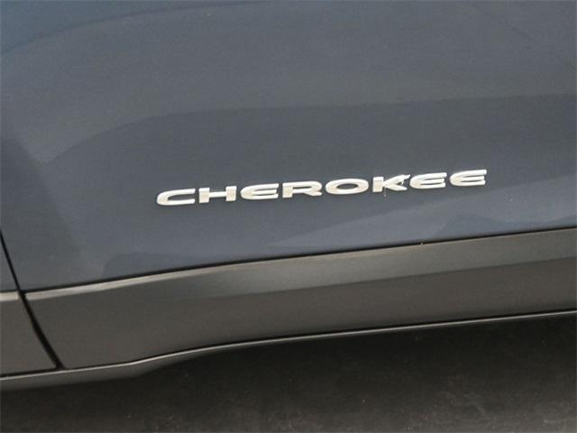 used 2021 Jeep Cherokee car, priced at $15,588