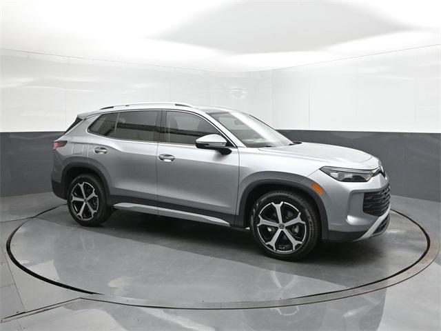 new 2025 Volkswagen Tiguan car, priced at $32,533