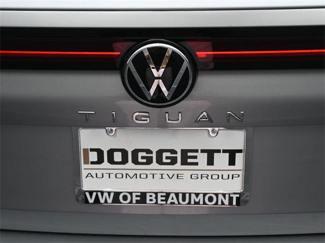 new 2025 Volkswagen Tiguan car, priced at $32,533