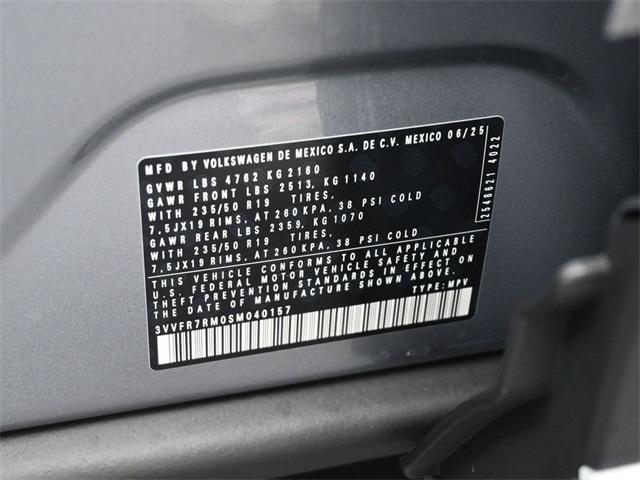 new 2025 Volkswagen Tiguan car, priced at $32,533