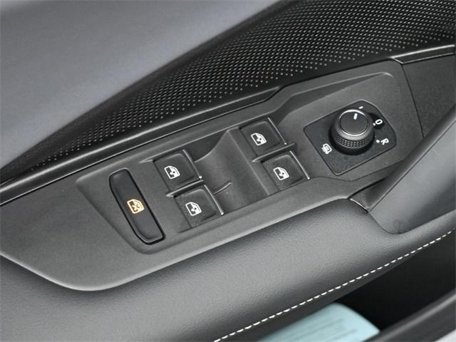 new 2025 Volkswagen Tiguan car, priced at $32,533