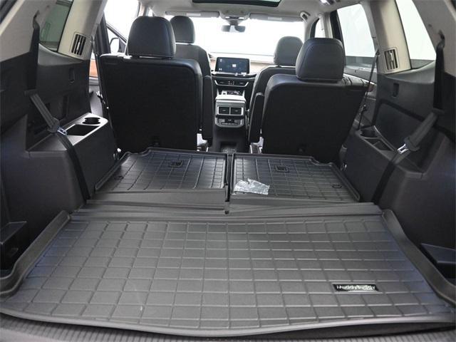 new 2025 Volkswagen Atlas car, priced at $42,855