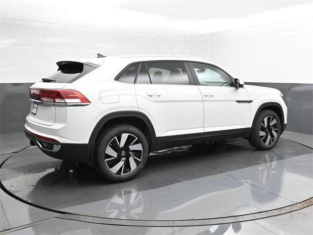 new 2024 Volkswagen Atlas Cross Sport car, priced at $41,393