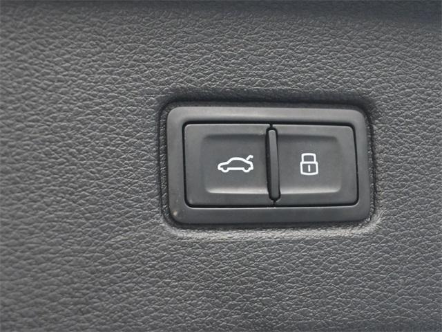 used 2019 Audi Q7 car, priced at $25,998