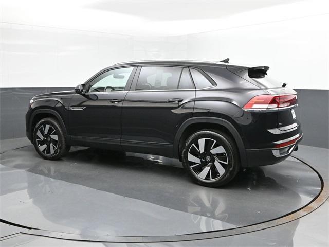 new 2024 Volkswagen Atlas Cross Sport car, priced at $40,511