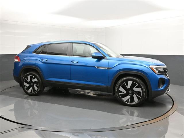 new 2024 Volkswagen Atlas Cross Sport car, priced at $40,216