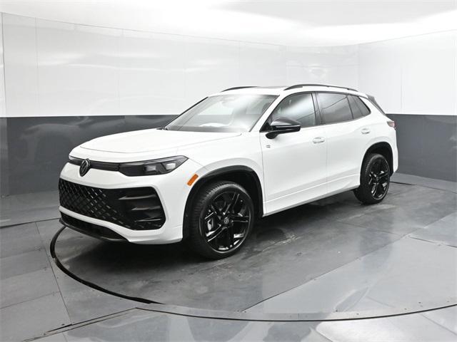 new 2025 Volkswagen Tiguan car, priced at $36,754