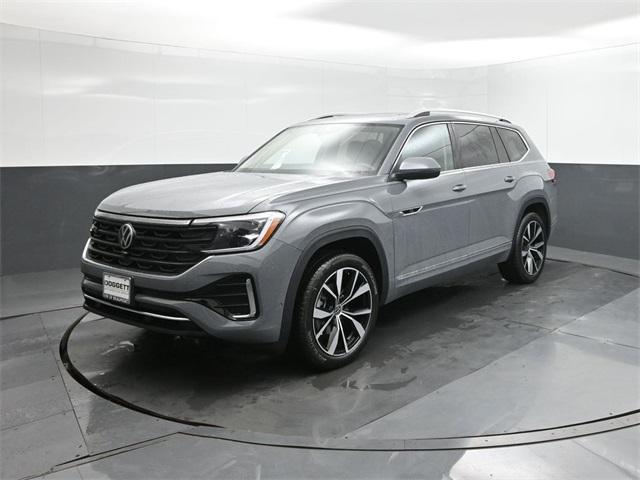 new 2025 Volkswagen Atlas car, priced at $49,298