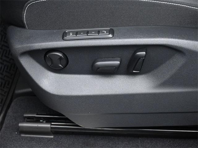 new 2025 Volkswagen Atlas car, priced at $49,298