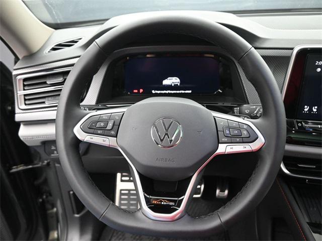 new 2025 Volkswagen Atlas car, priced at $44,904