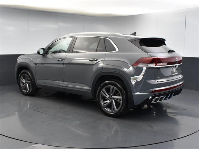 new 2024 Volkswagen Atlas Cross Sport car, priced at $44,834