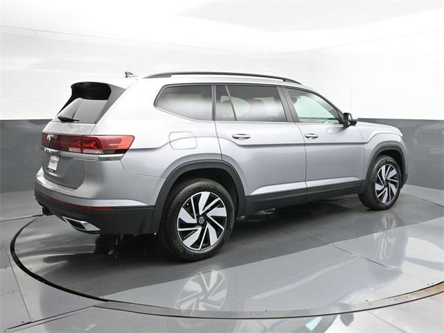 new 2024 Volkswagen Atlas car, priced at $40,553