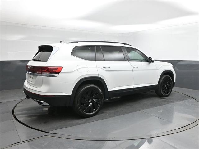 new 2026 Volkswagen Atlas car, priced at $45,954