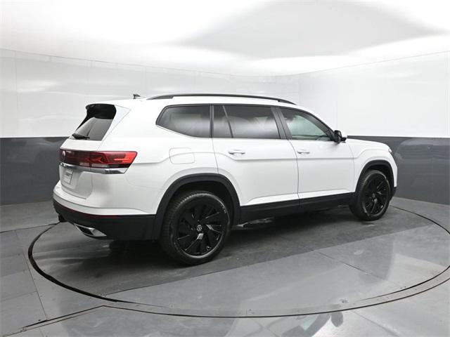 new 2026 Volkswagen Atlas car, priced at $45,954