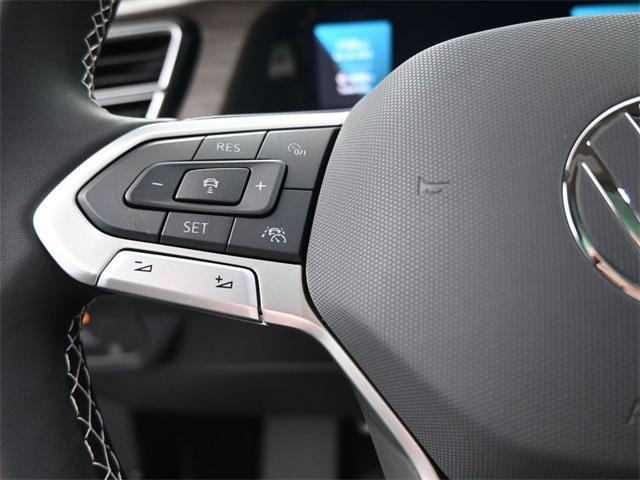 new 2025 Volkswagen Atlas car, priced at $47,744