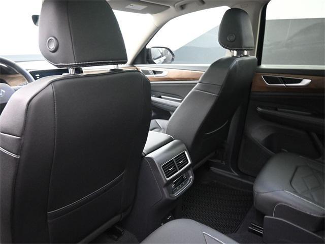 new 2026 Volkswagen Atlas car, priced at $44,785