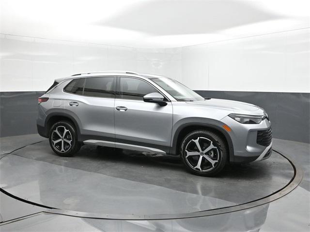 new 2025 Volkswagen Tiguan car, priced at $32,777