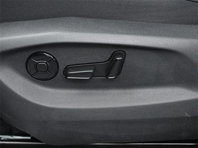 new 2025 Volkswagen Tiguan car, priced at $32,777