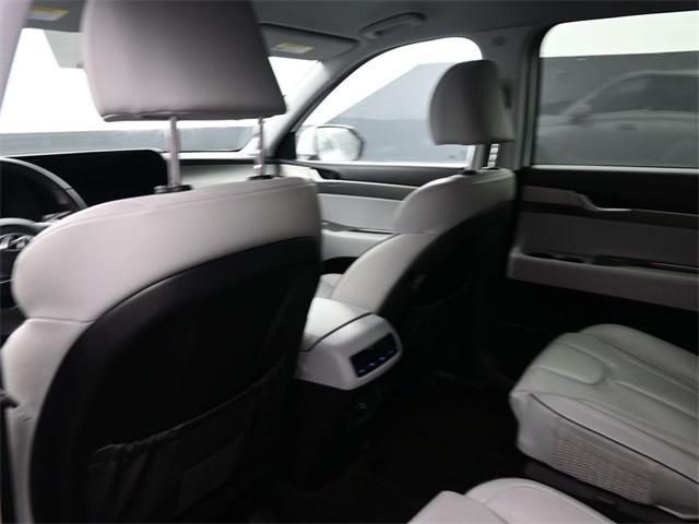 used 2024 Hyundai Palisade car, priced at $32,288