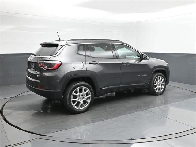 used 2022 Jeep Compass car, priced at $23,888