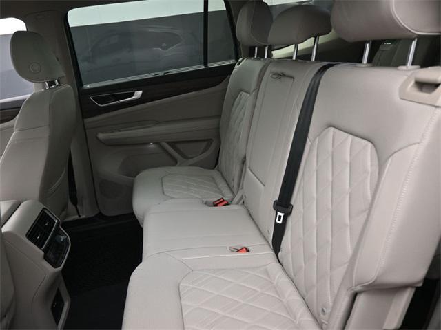 new 2025 Volkswagen Atlas car, priced at $51,911