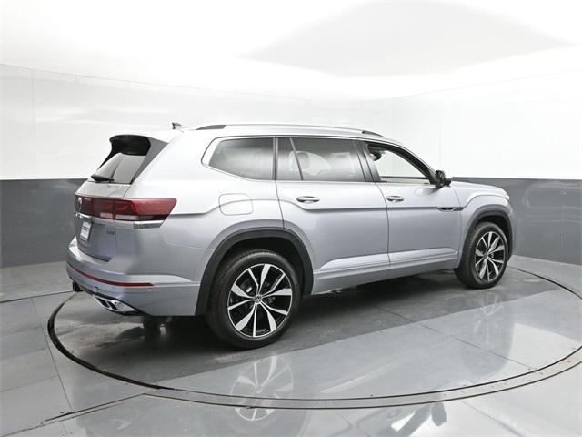 new 2025 Volkswagen Atlas car, priced at $51,911