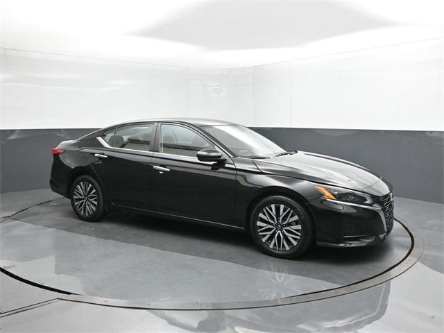 used 2023 Nissan Altima car, priced at $21,598