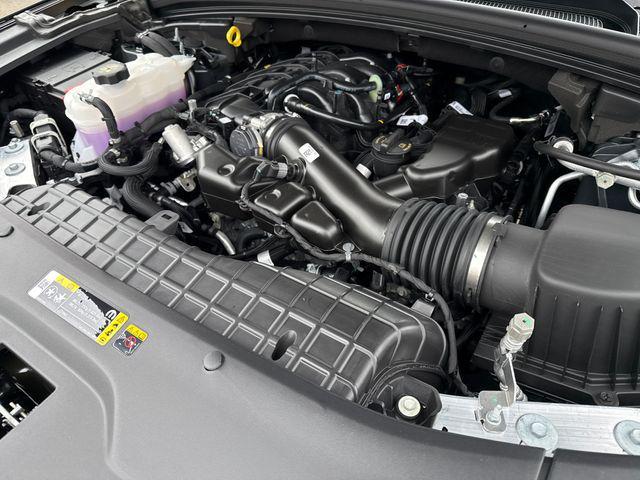 new 2025 Jeep Grand Cherokee car, priced at $45,355