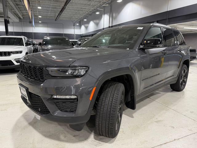 new 2025 Jeep Grand Cherokee car, priced at $52,835