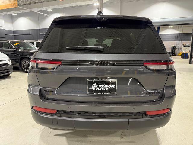 new 2025 Jeep Grand Cherokee car, priced at $52,835